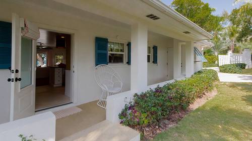 Cottage entrance walkway