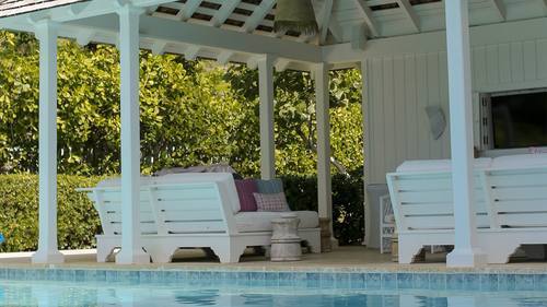 Covered pool lounge