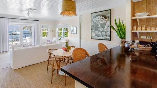Low Tide living area 2