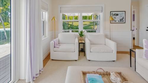 Low Tide living area 10